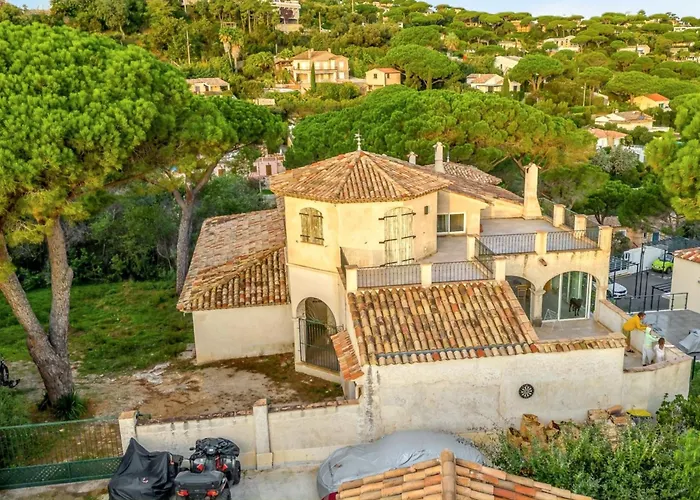 Maison élégante à Avec Vue Sur La *