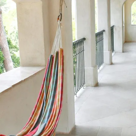 Maison Elegante A Avec Vue Sur La *