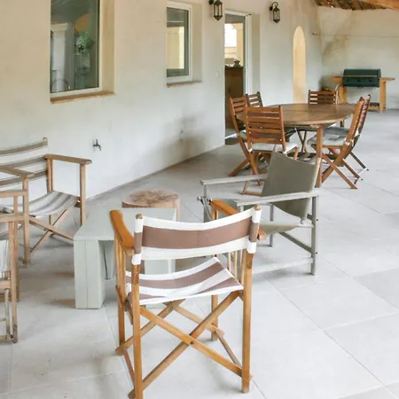 Nyaraló Maison Elegante A Avec Vue Sur La