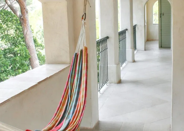 Maison Elegante A Avec Vue Sur La *