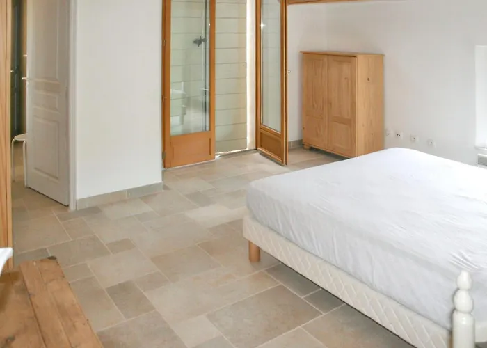 Maison élégante à Avec Vue Sur La *