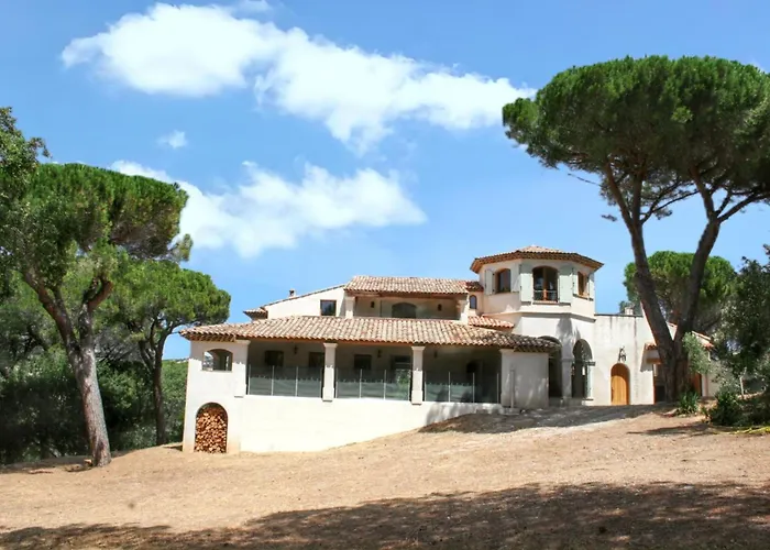 Maison Elegante A Avec Vue Sur La